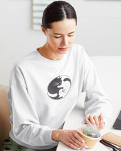 Load image into Gallery viewer, Unisex Yin Yang Sweatshirt White - ParanoicBCN
